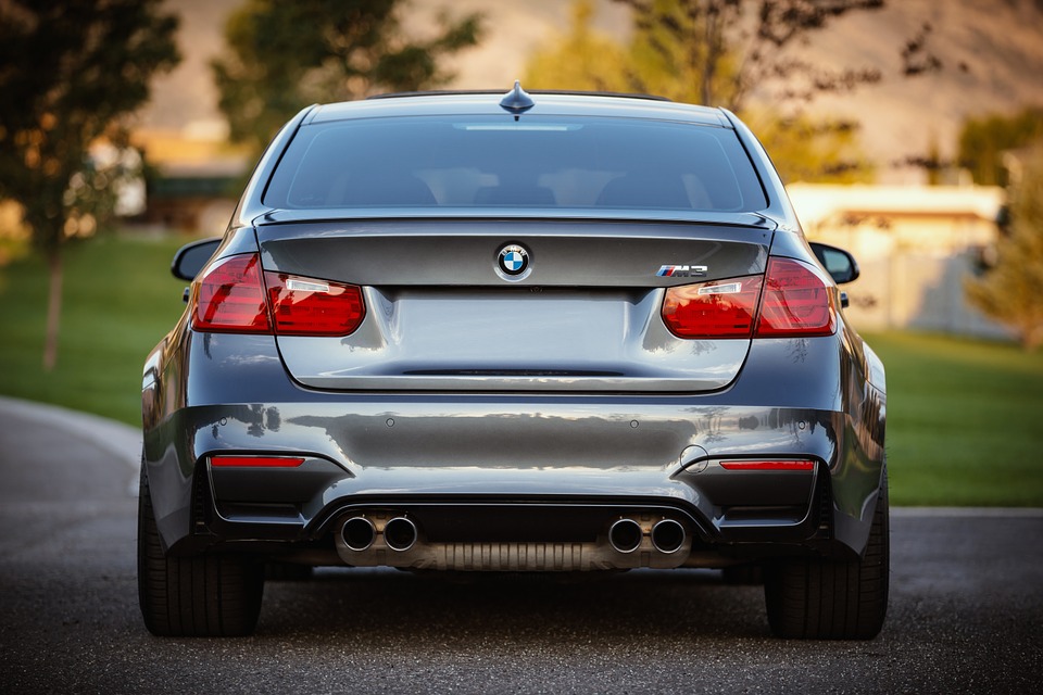 Reasons To Use A Motor Vehicle Lawyer