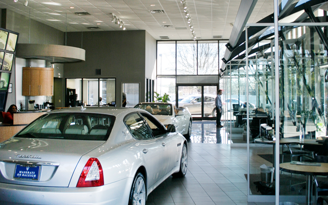 Reasons to buy a used car from a car dealer